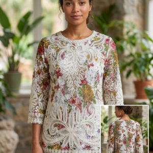 Blusa Floral Elegante con Bordado en Contraste y Manga 3/4